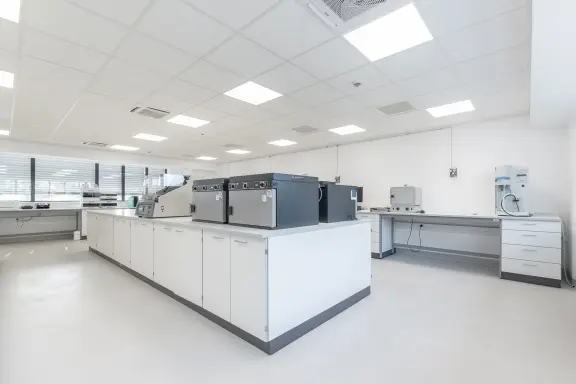 ÉMI-TÜV SÜD Kft., Szentendre, HU