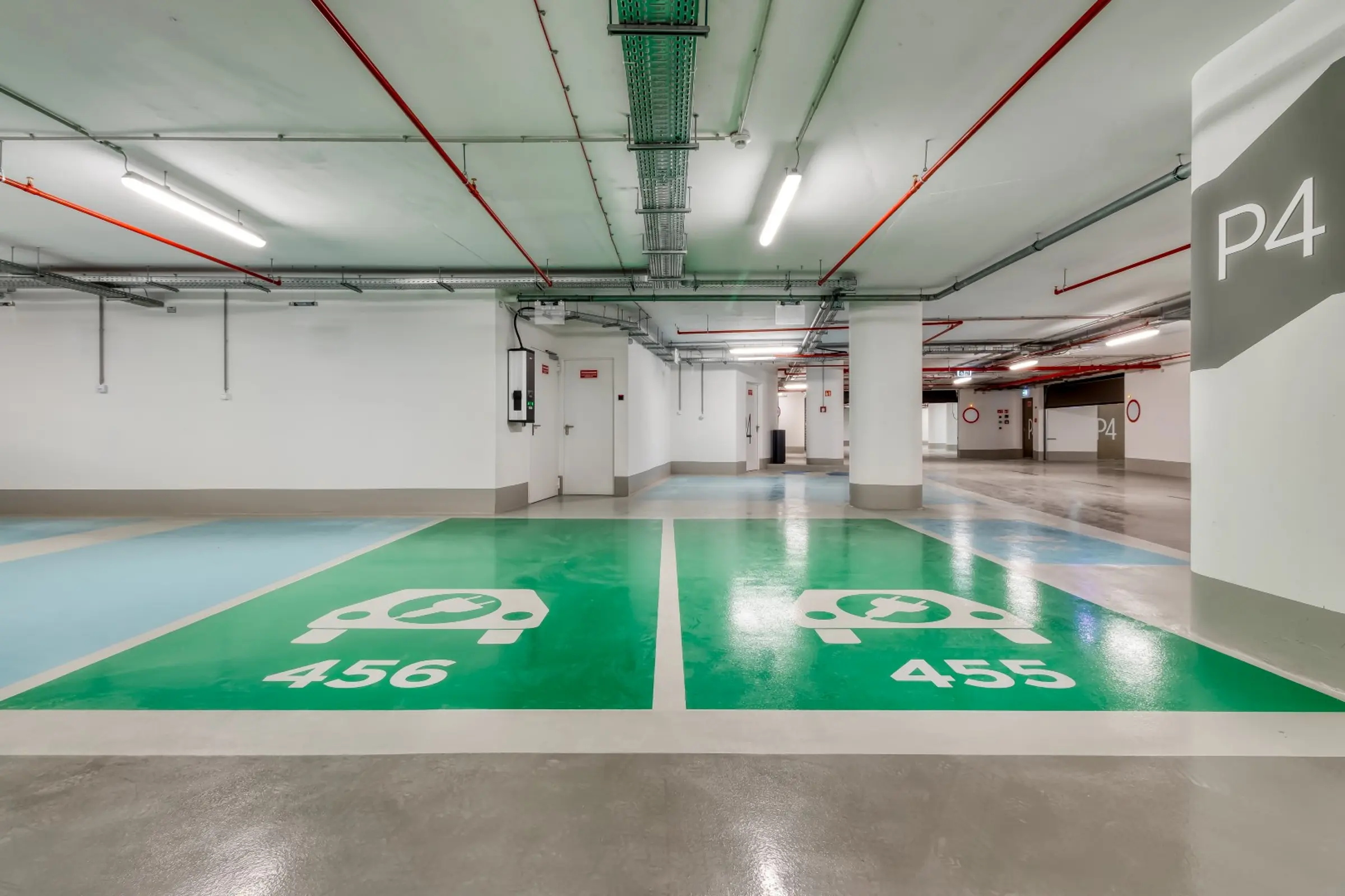 Szervita téri mélygarázs