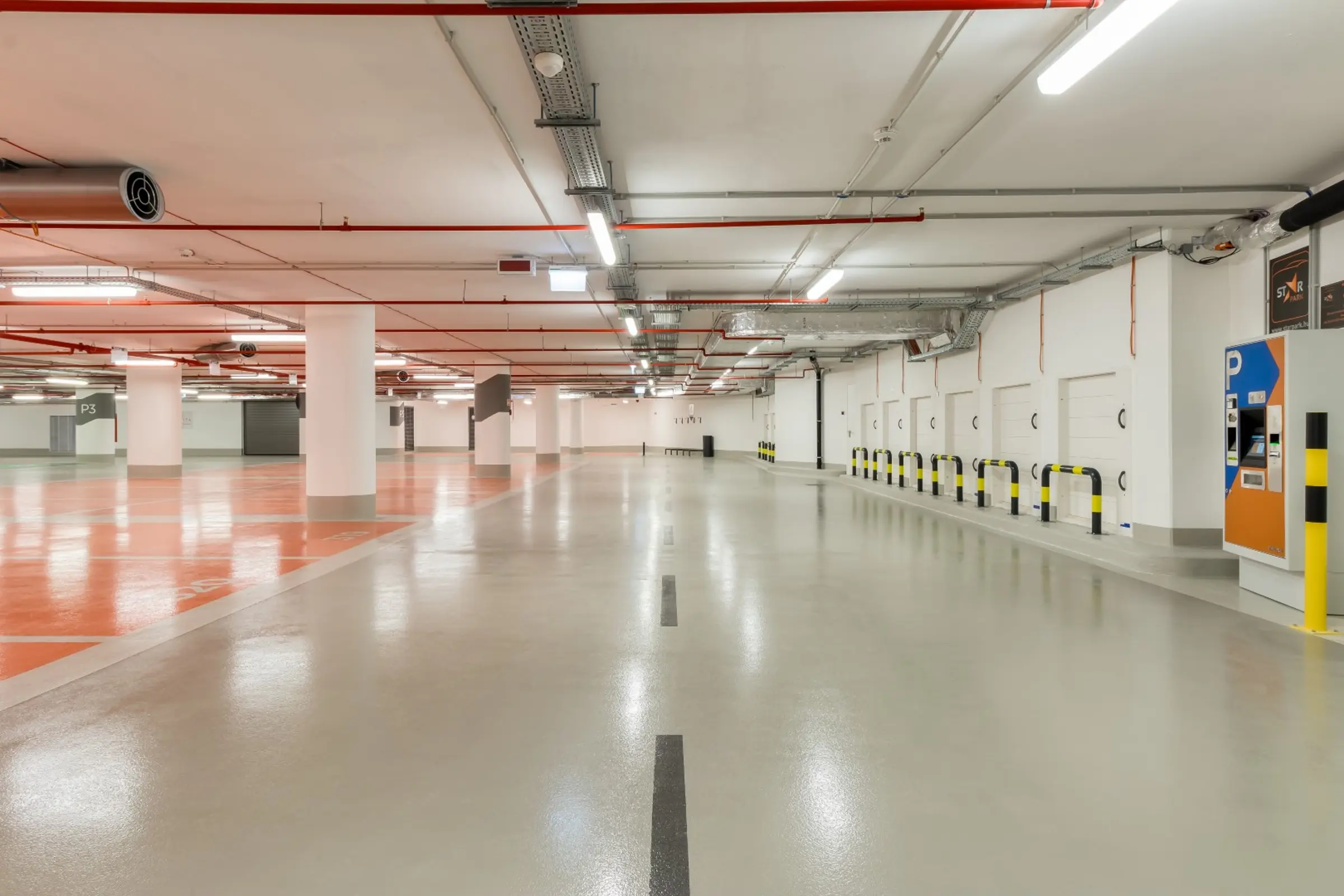 Szervita téri mélygarázs