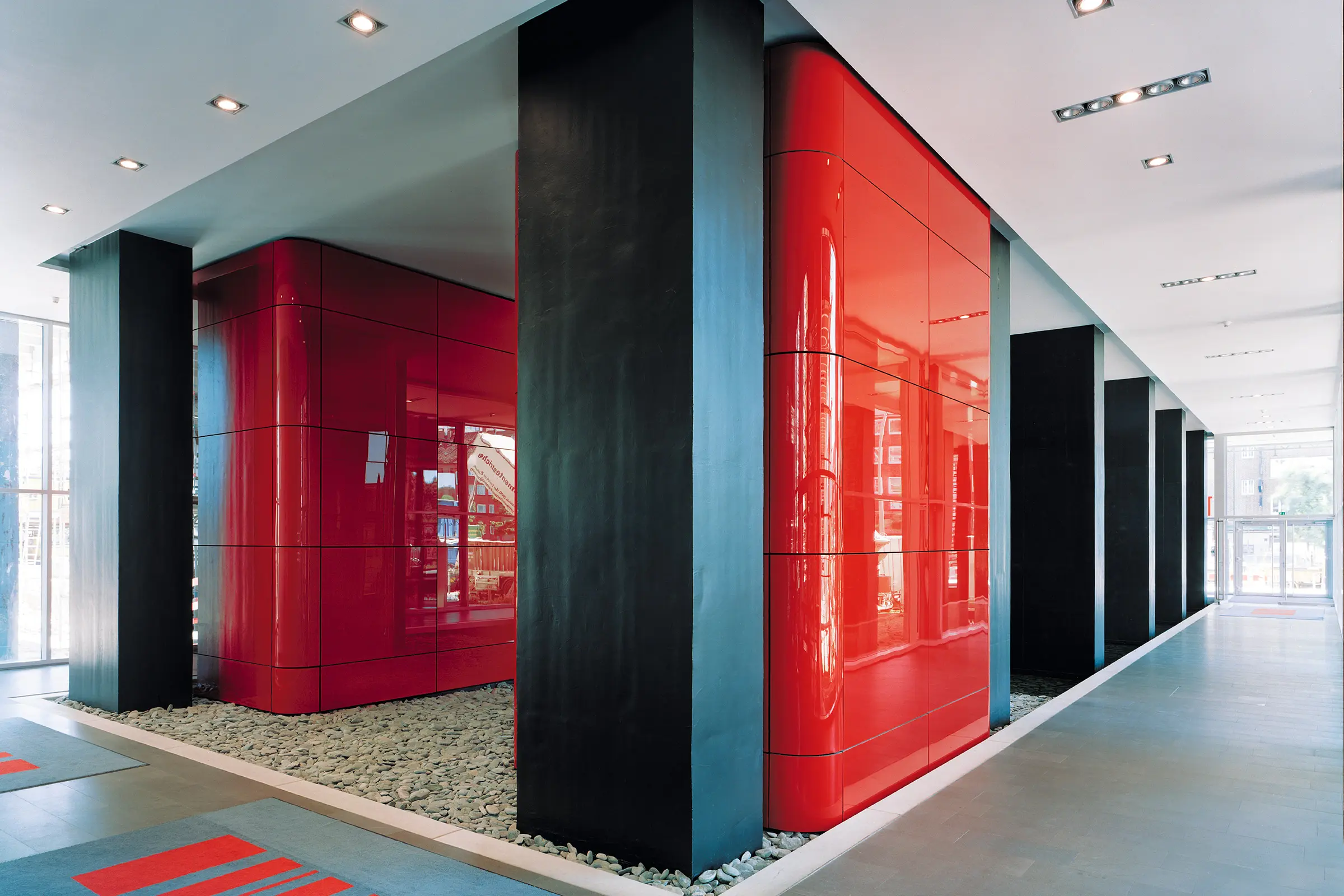 berliner_tor_center__hamburg__de_05