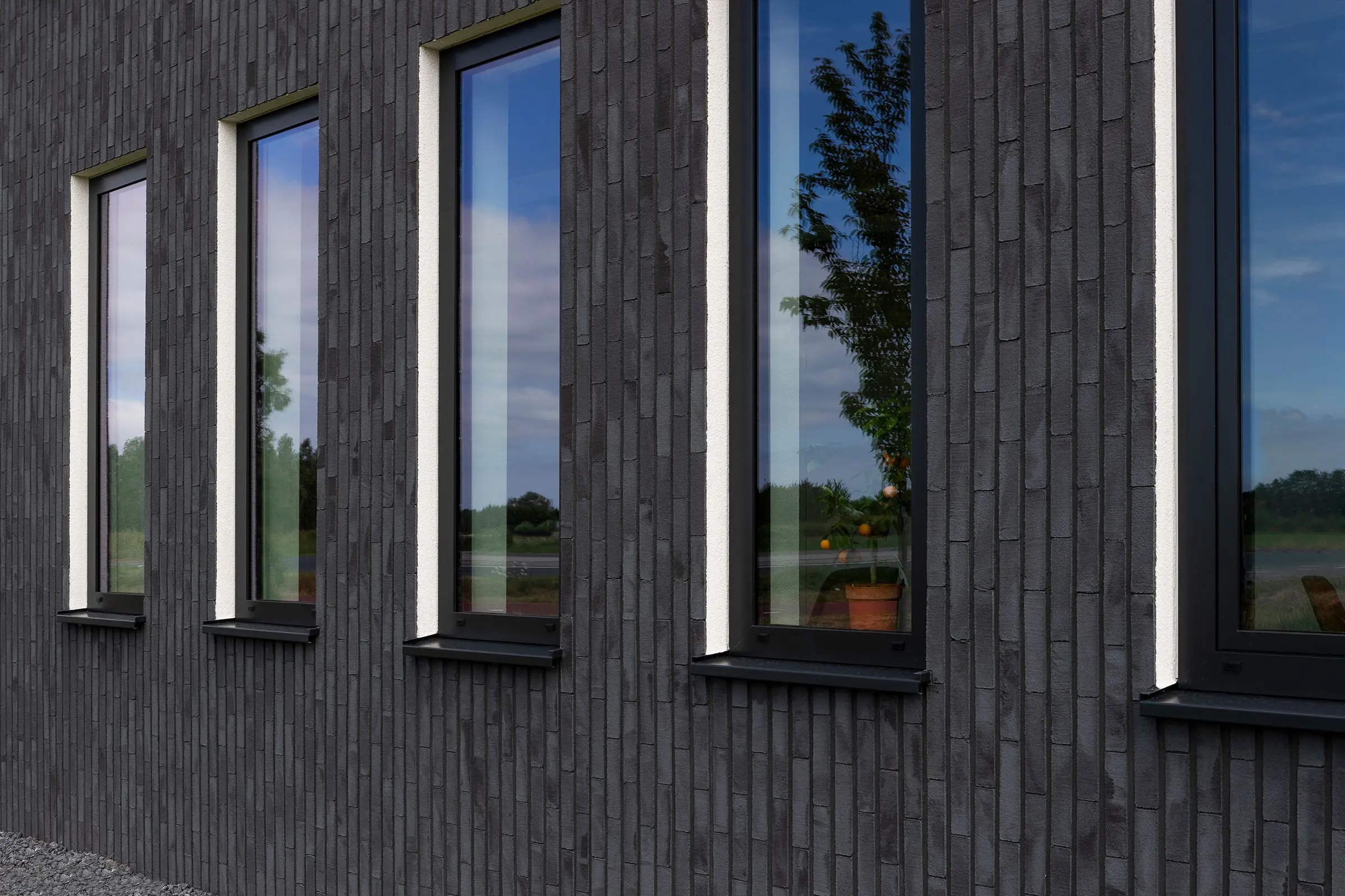 bueogebauede_middelburg_sto_flachverblender_auf_stotherm_classic_50770_2400x1600