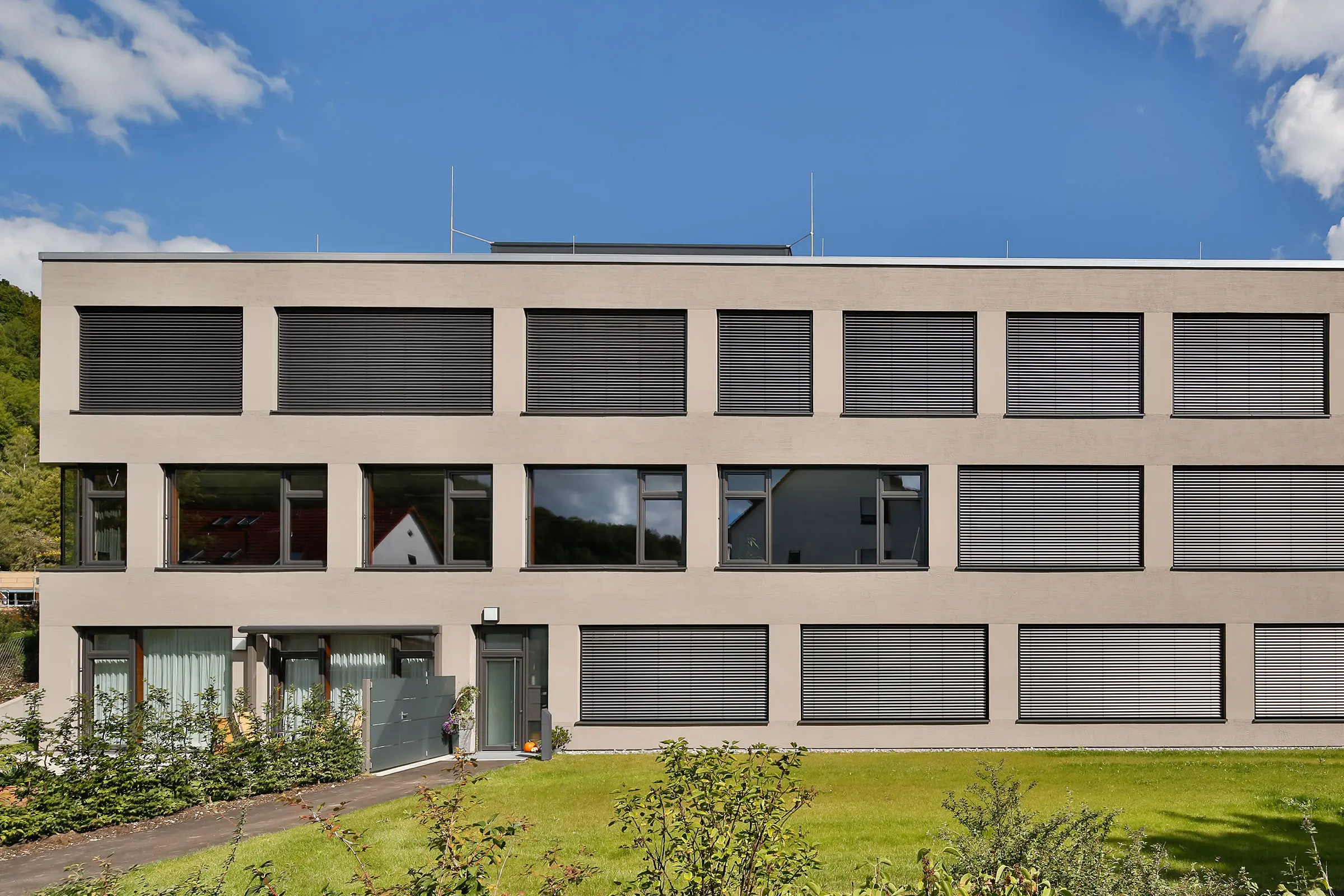 commercial_school_georg_goldstein_schule__bad_urach__de_2