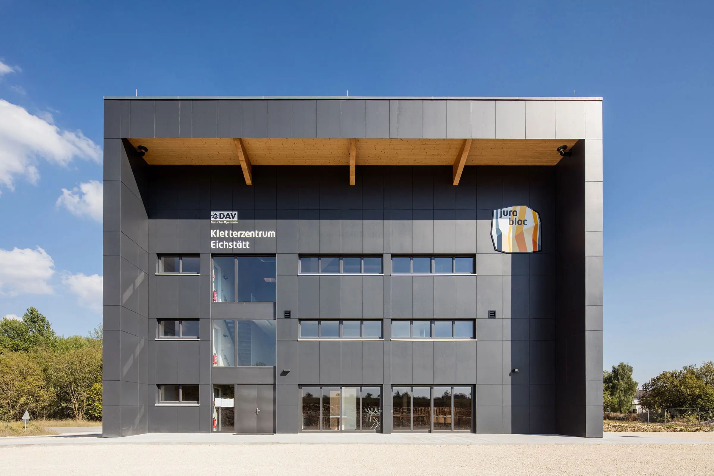 jurabloc_dav_kletterzentrum_eichstaett__jurastrasse__schernfeld__de_7