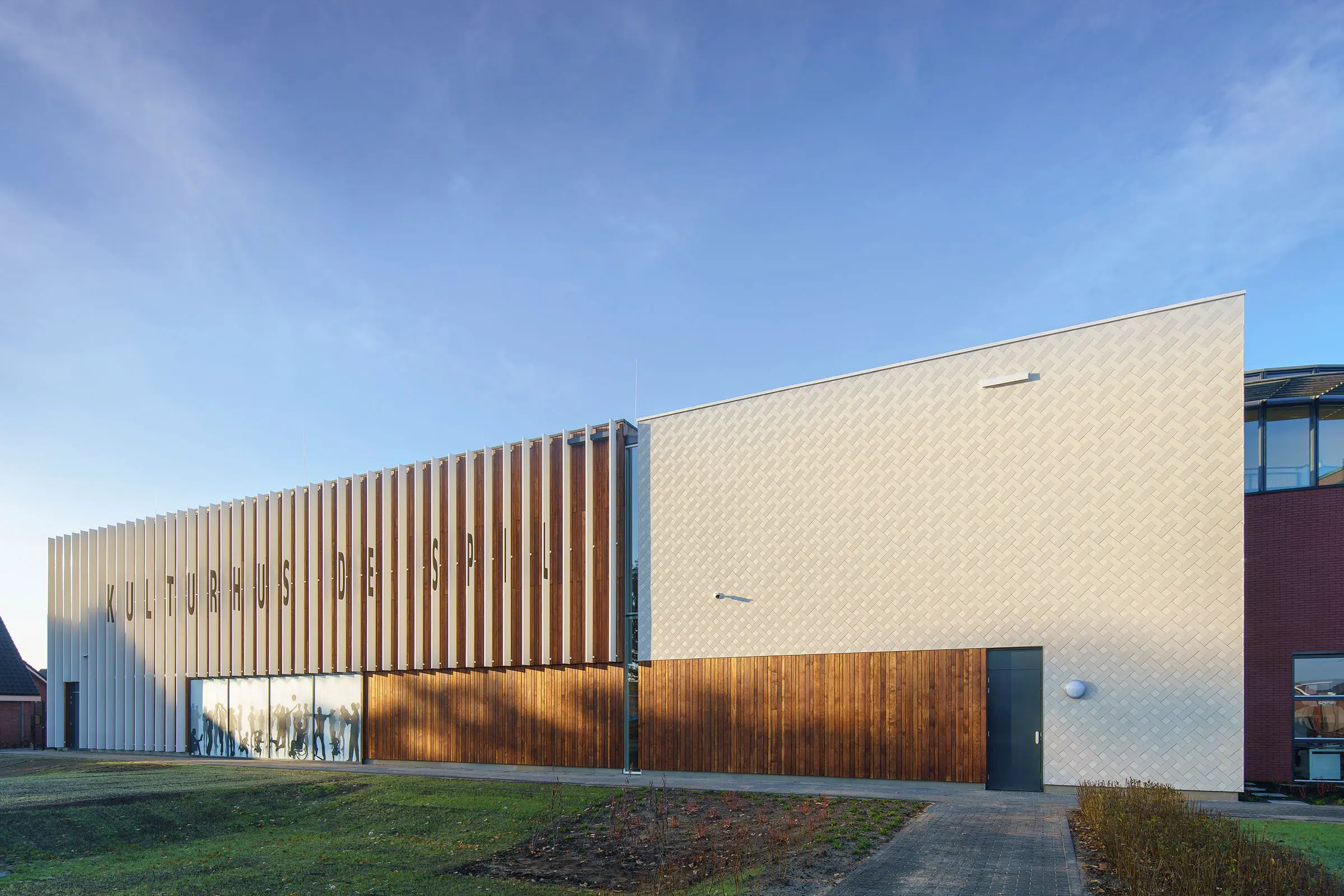 kulturhus_de_spil__nieuwleusen__nl_