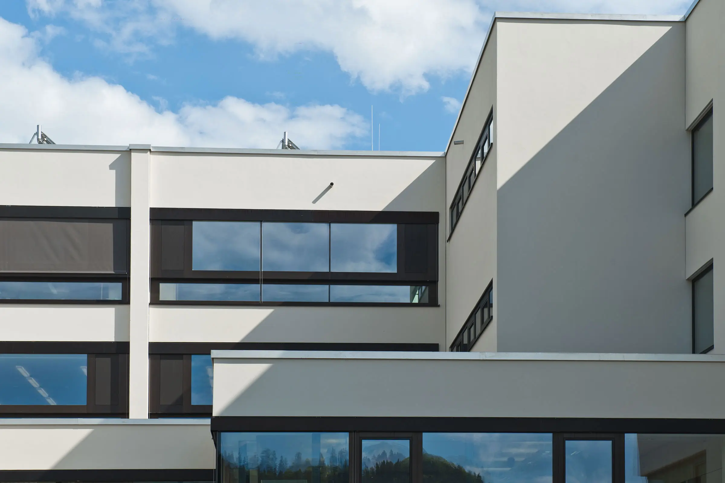 middel__and_sports_middle_school__nueziders__at_4