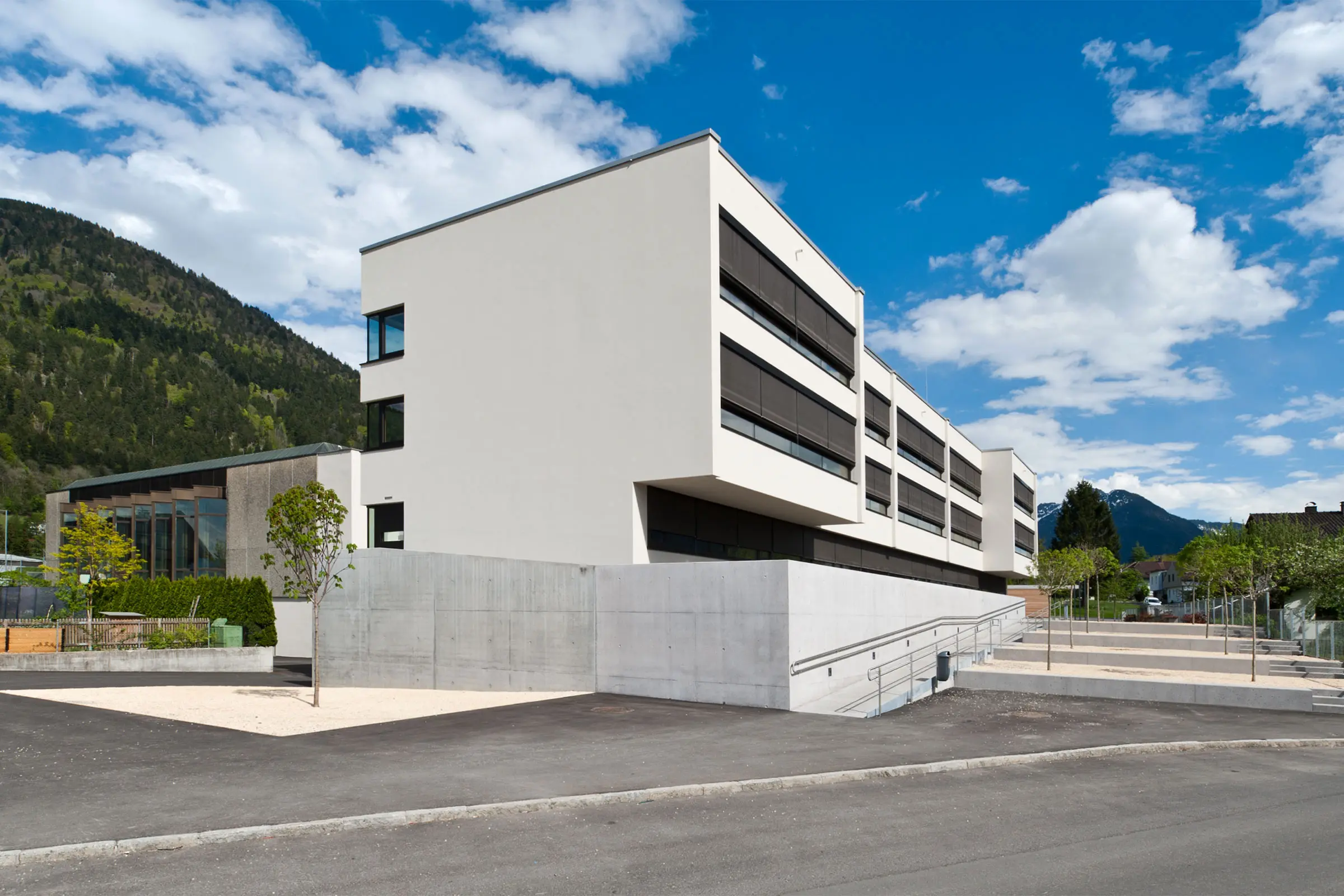 middel__and_sports_middle_school__nueziders__at_