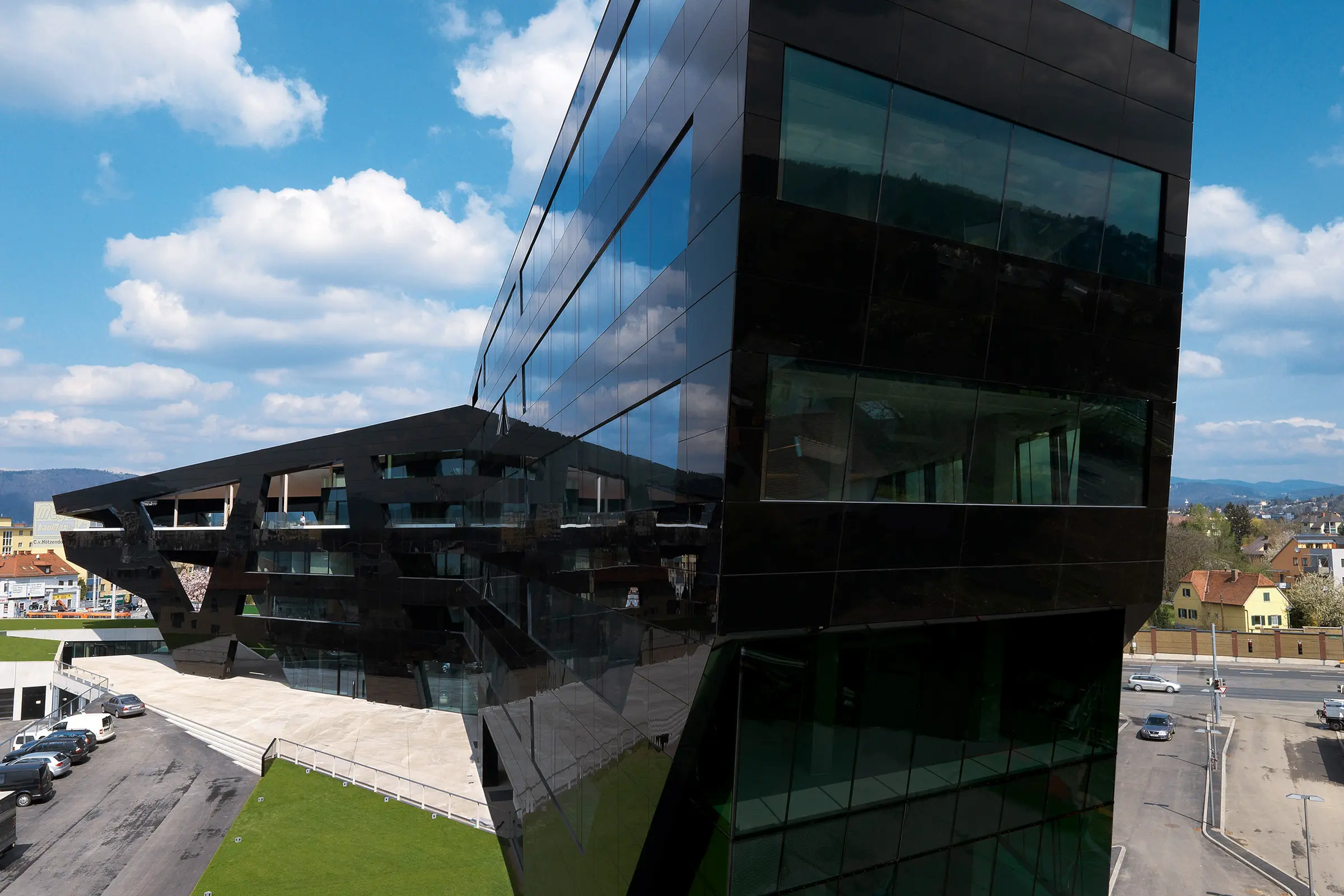 office_building_schwarzer_panther__graz__at_06