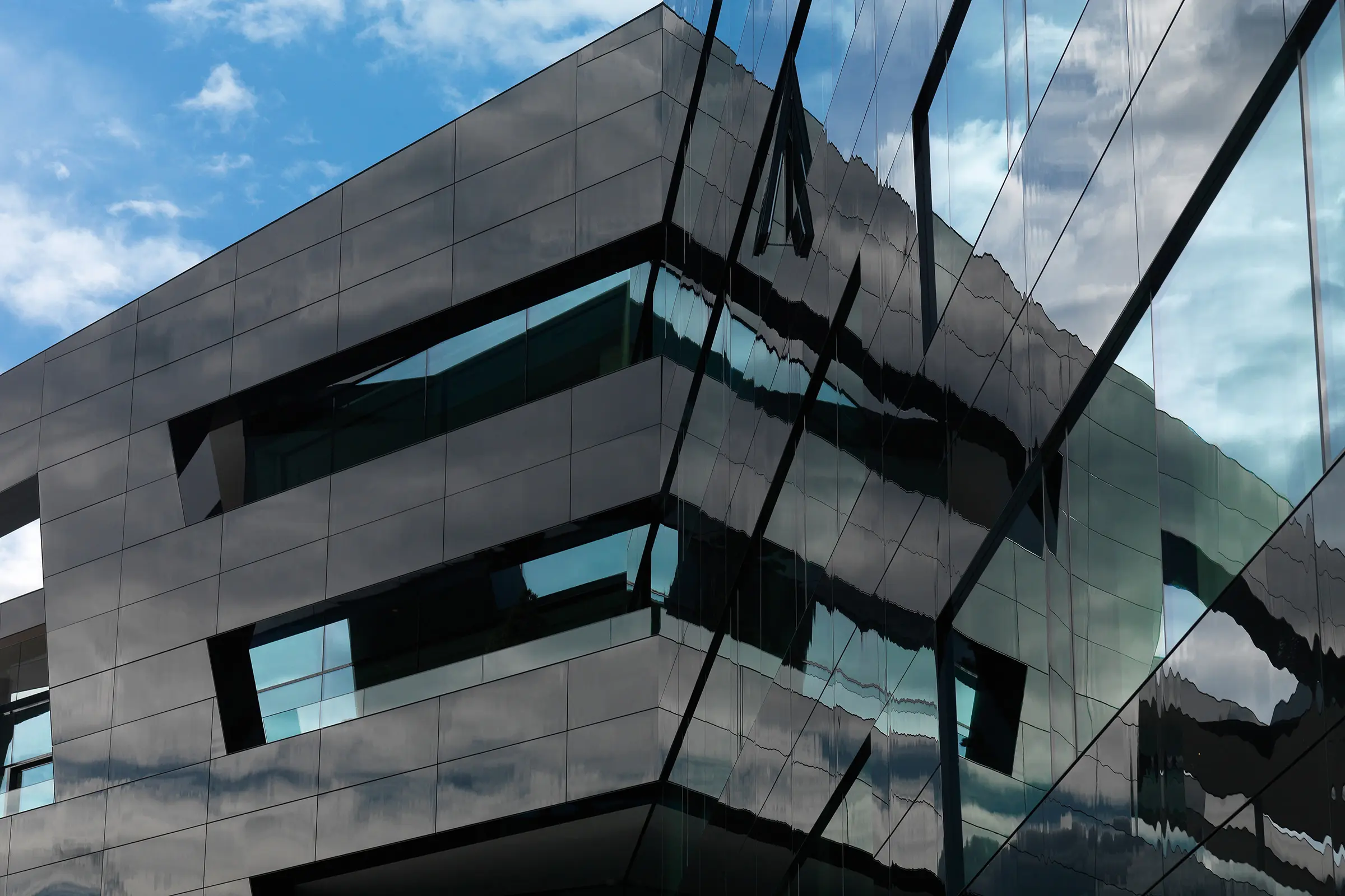 office_building_schwarzer_panther__graz__at_11