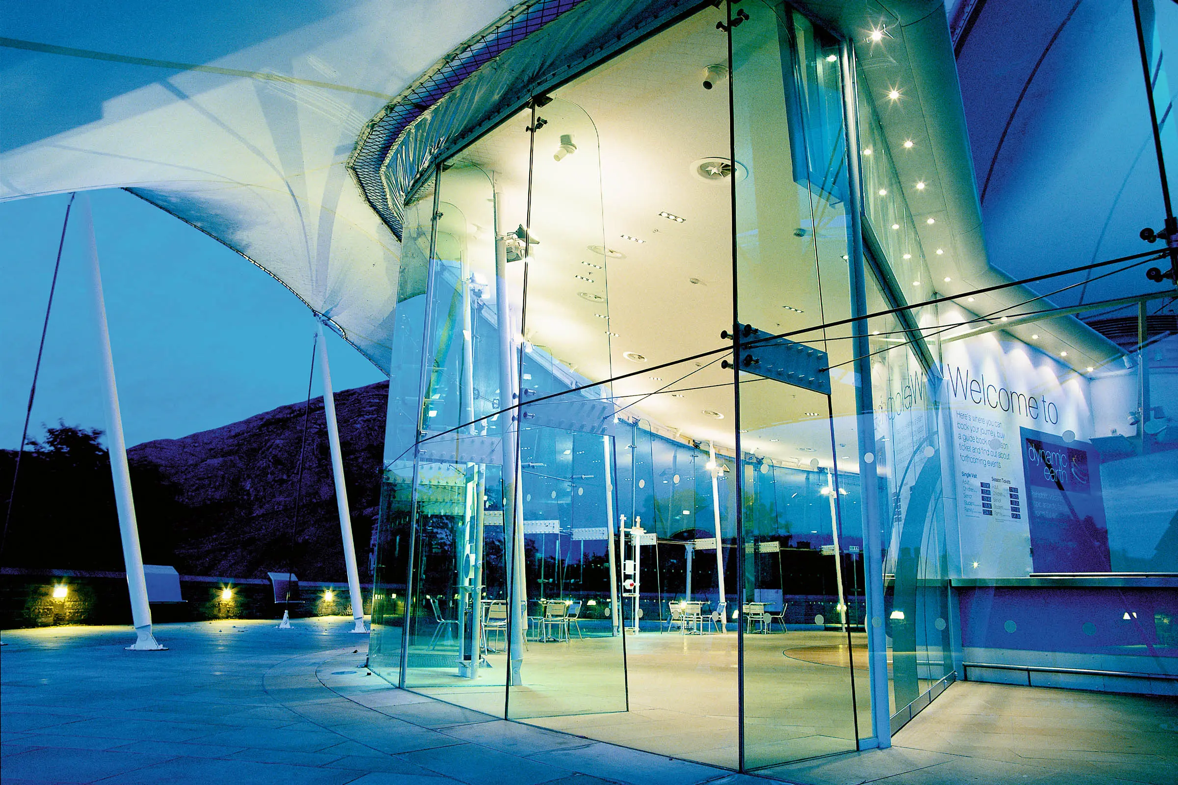 ozone_venue__edinburgh__gb_01