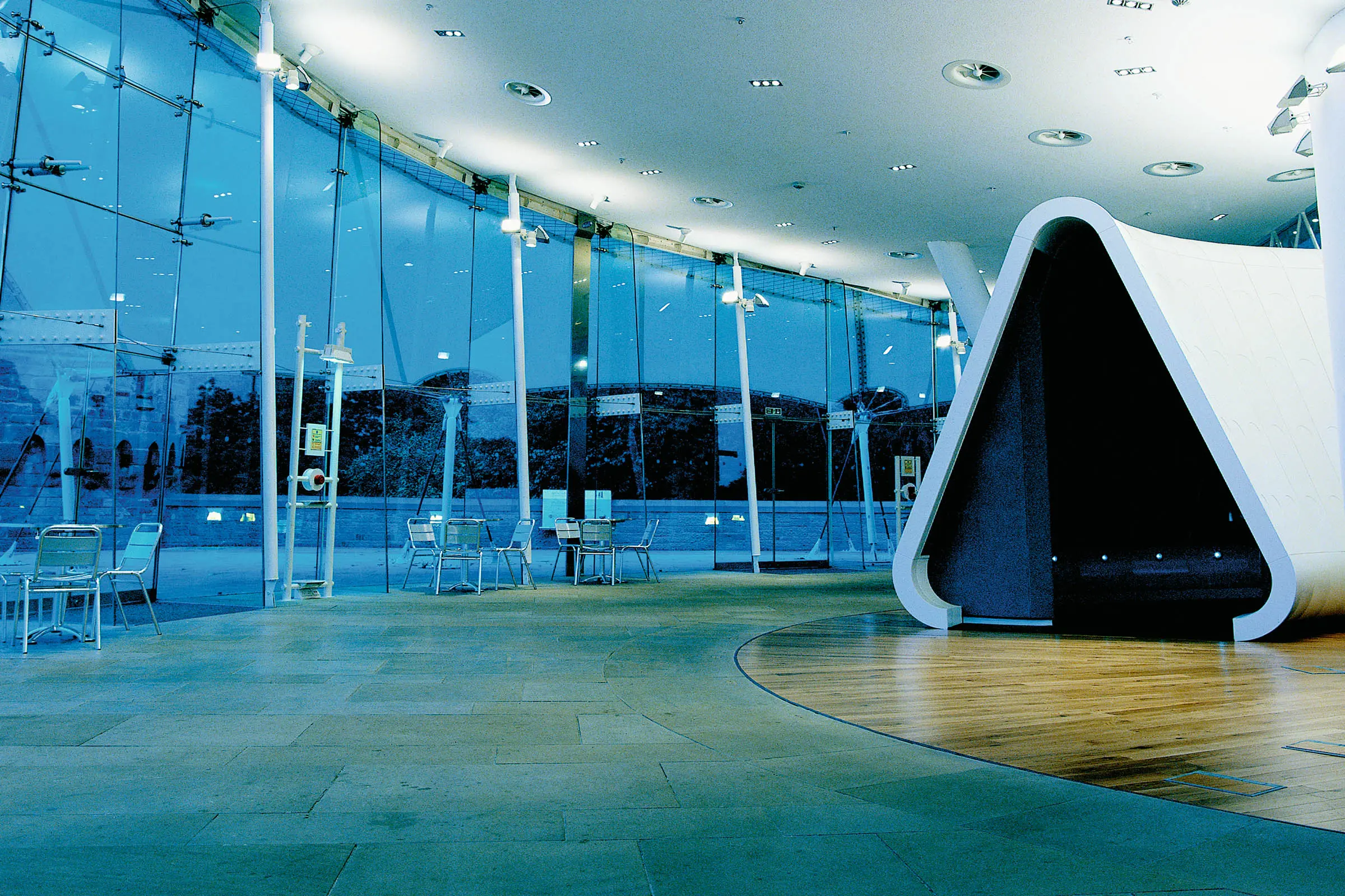 ozone_venue__edinburgh__gb_02