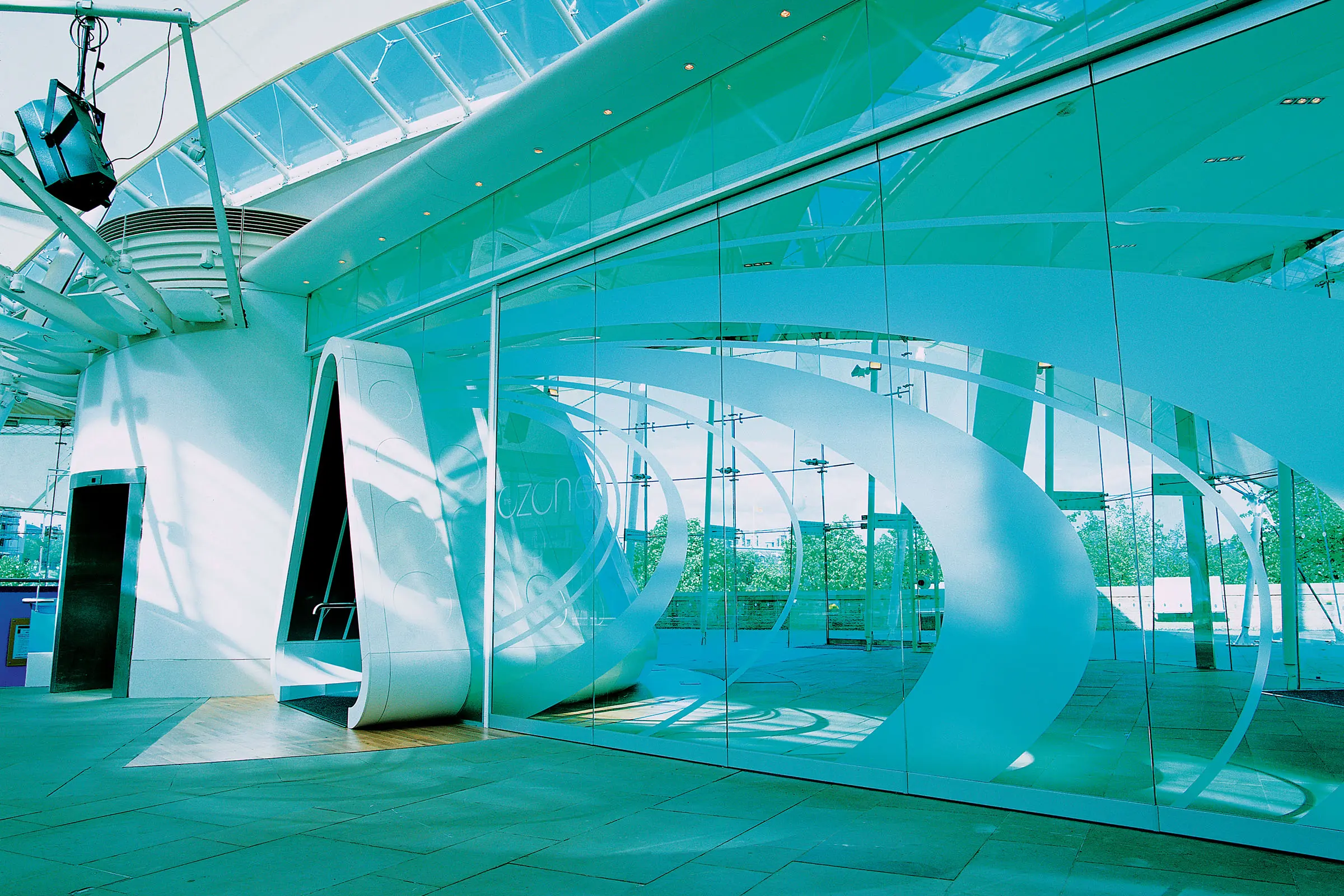 ozone_venue__edinburgh__gb_05