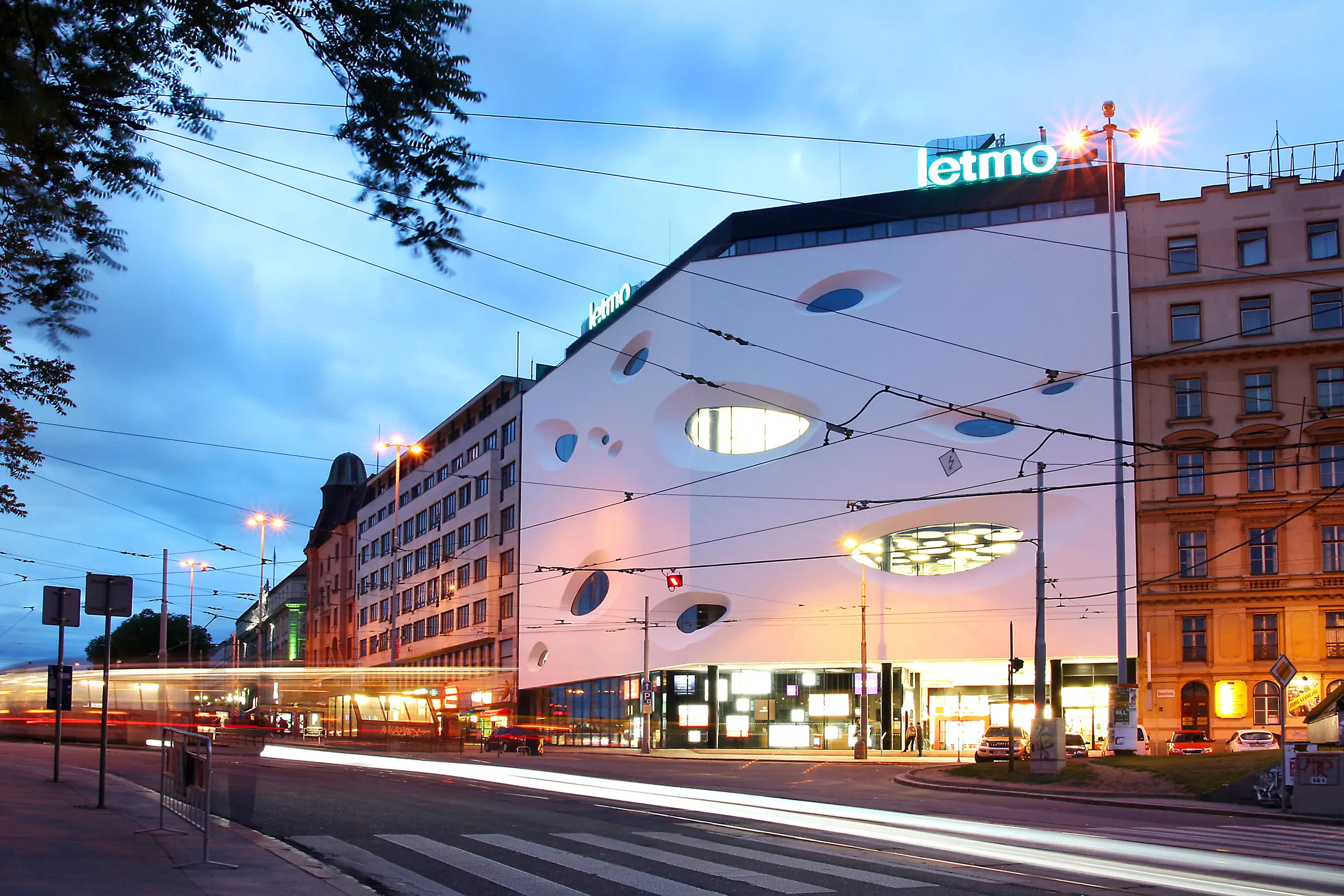 shopping_center_letmo_bruenn_czech_republic_04