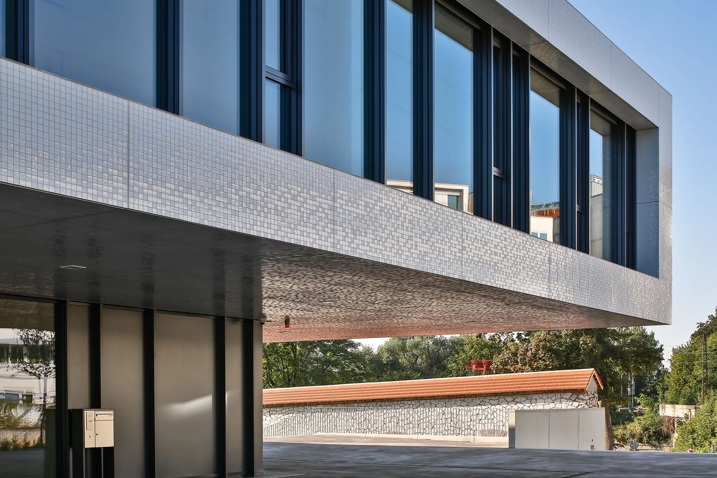 university_of_communication_and_design_ulm_germany_02