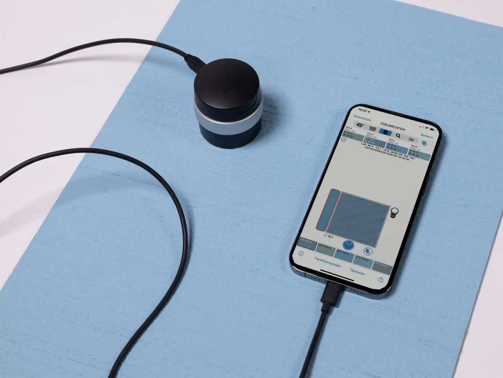 A Colorix Colorcatch Nano színmérő készülék a színárnyalatok StoColor rendszerre történő átviteléhez